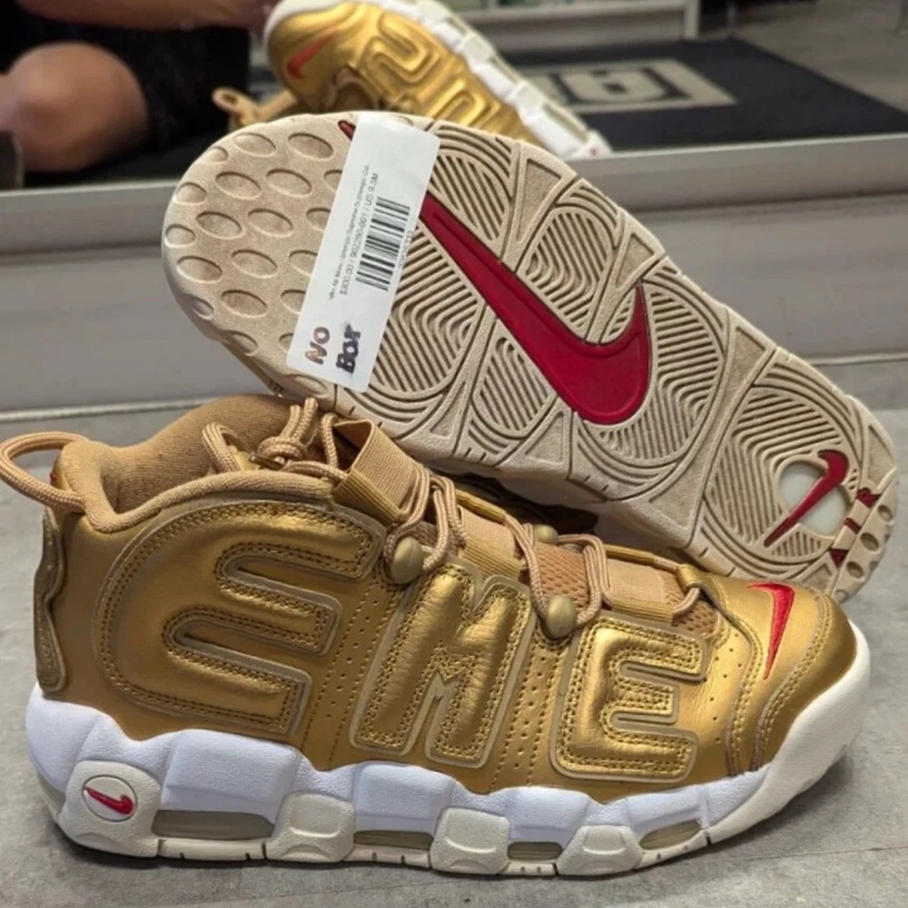Nike Supreme x Air More Uptempo Metallic Gold Size 10 - Picture 4 of 4